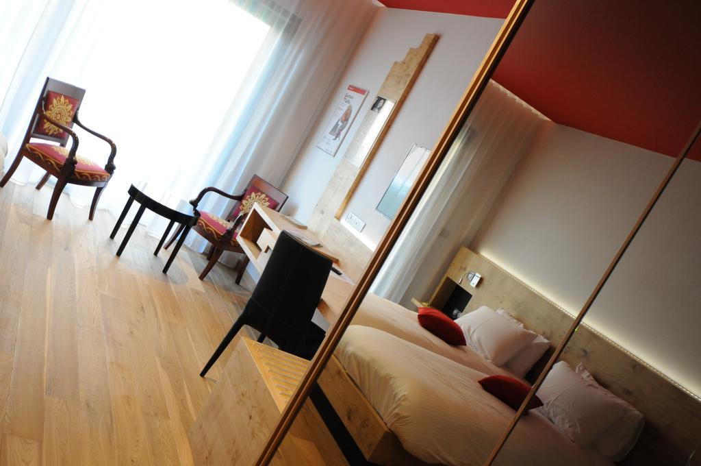 Logis Hotel Restaurant Au Boeuf Rouge Niederschaeffolsheim المظهر الخارجي الصورة